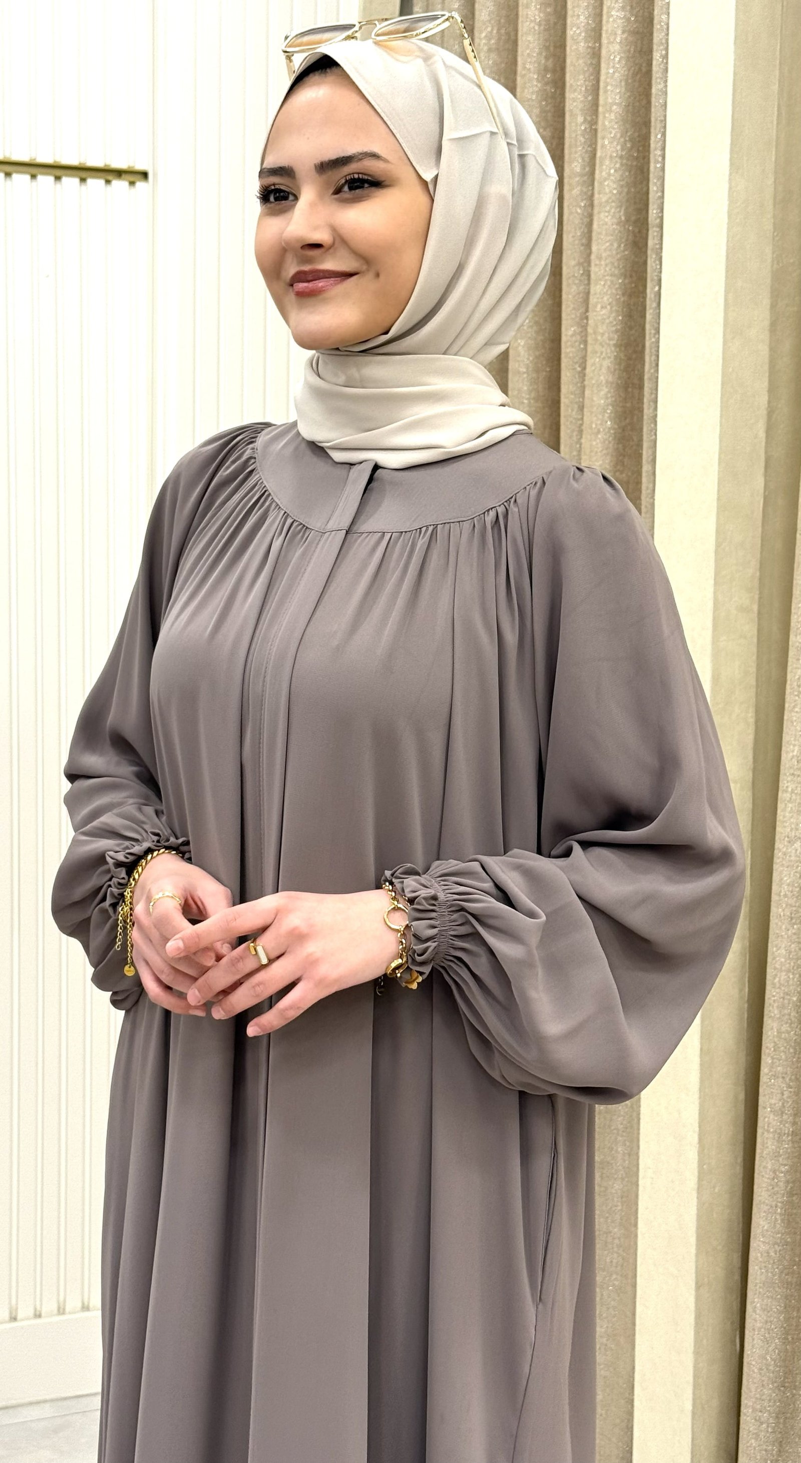 REGLAN KOL TAŞ RENGİ